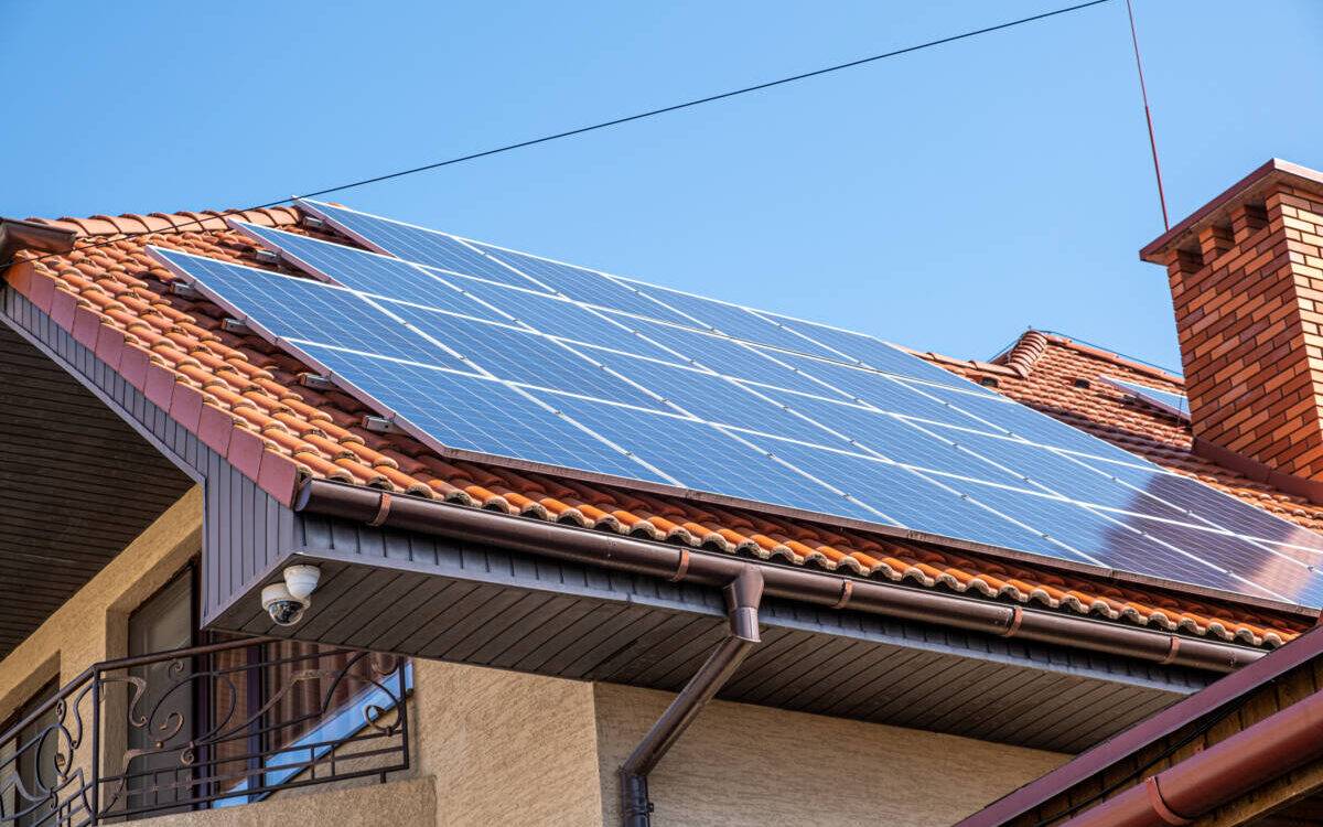 Installation de panneaux solaires et photovoltaïques dans le Haut-Rhin sur Mulhouse, dans le Doubs vers Montbéliard, au Territoire de Belfort sur Belfort et en Haute-Saône vers Luxeuil  Épinal